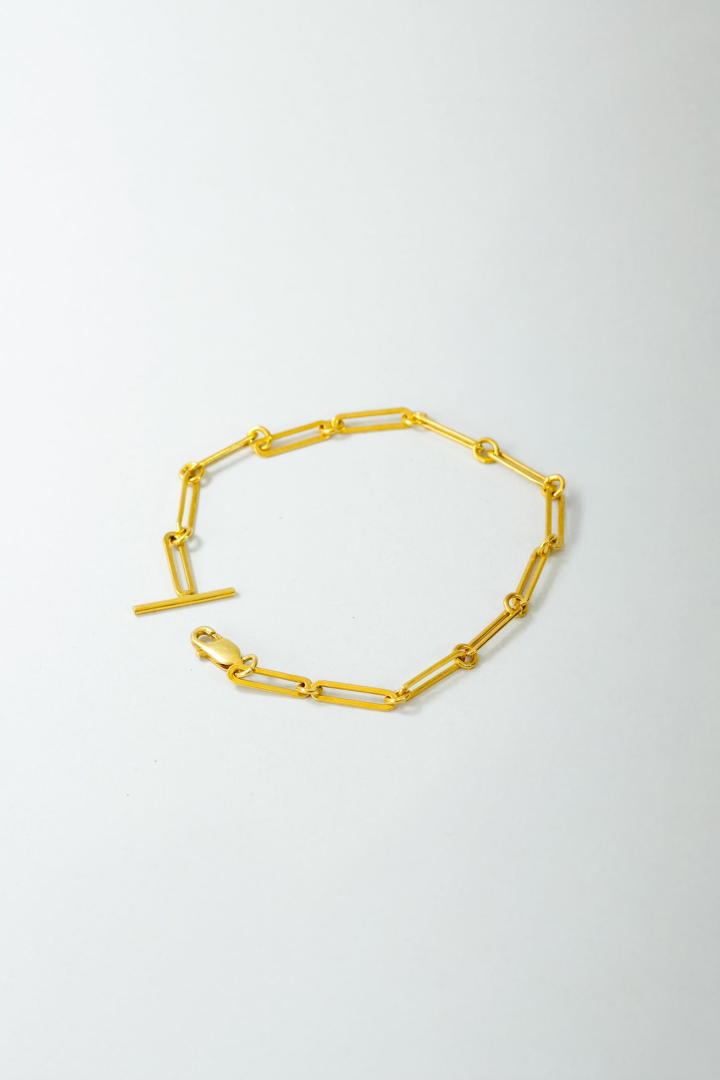 GOLD CHAIN BRACELET