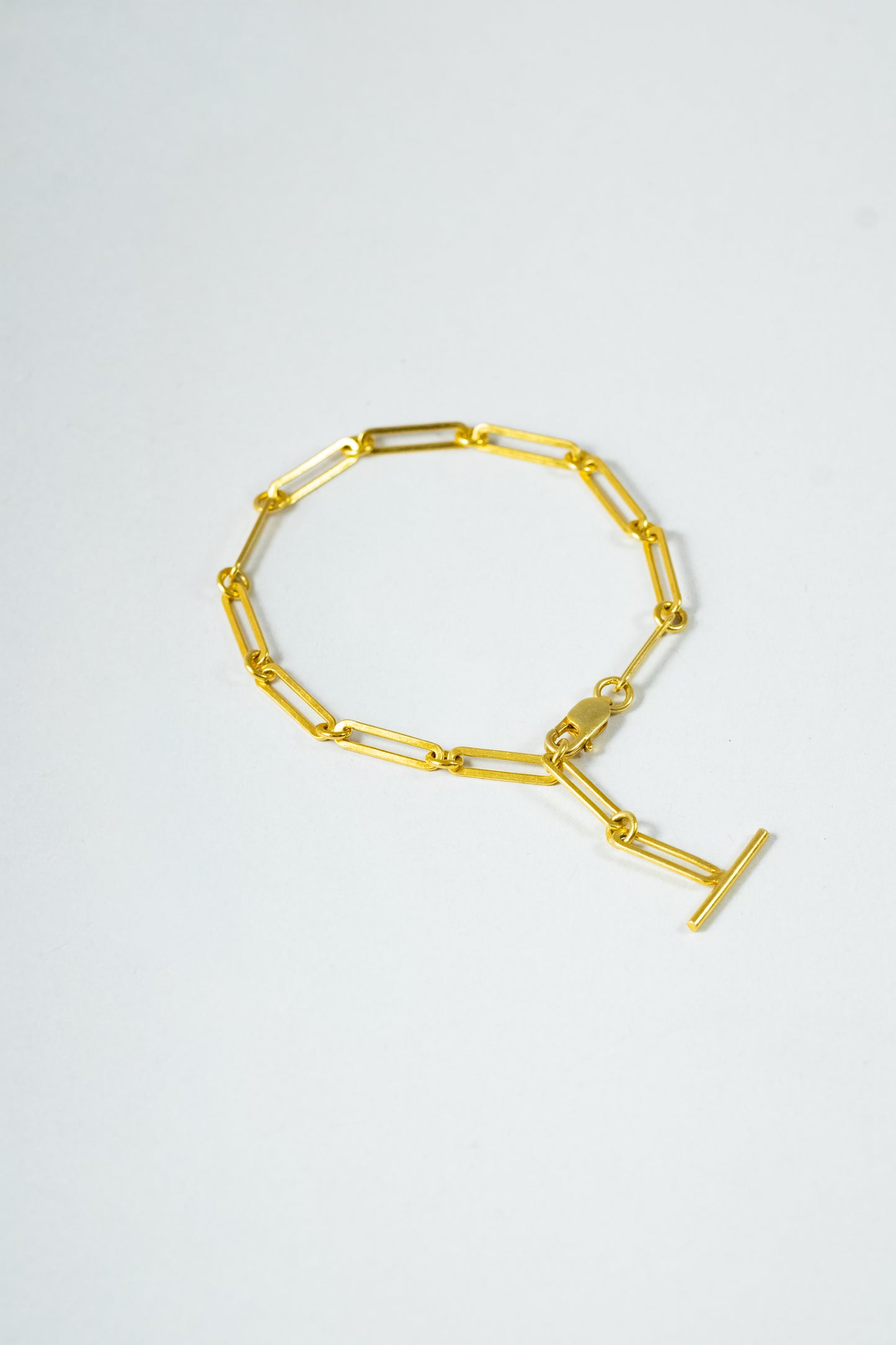 GOLD CHAIN BRACELET