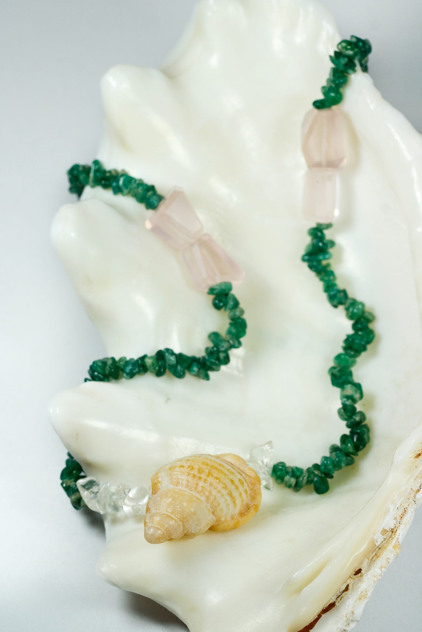 NECKLACE TOURMALINE GREEN QUARTZ