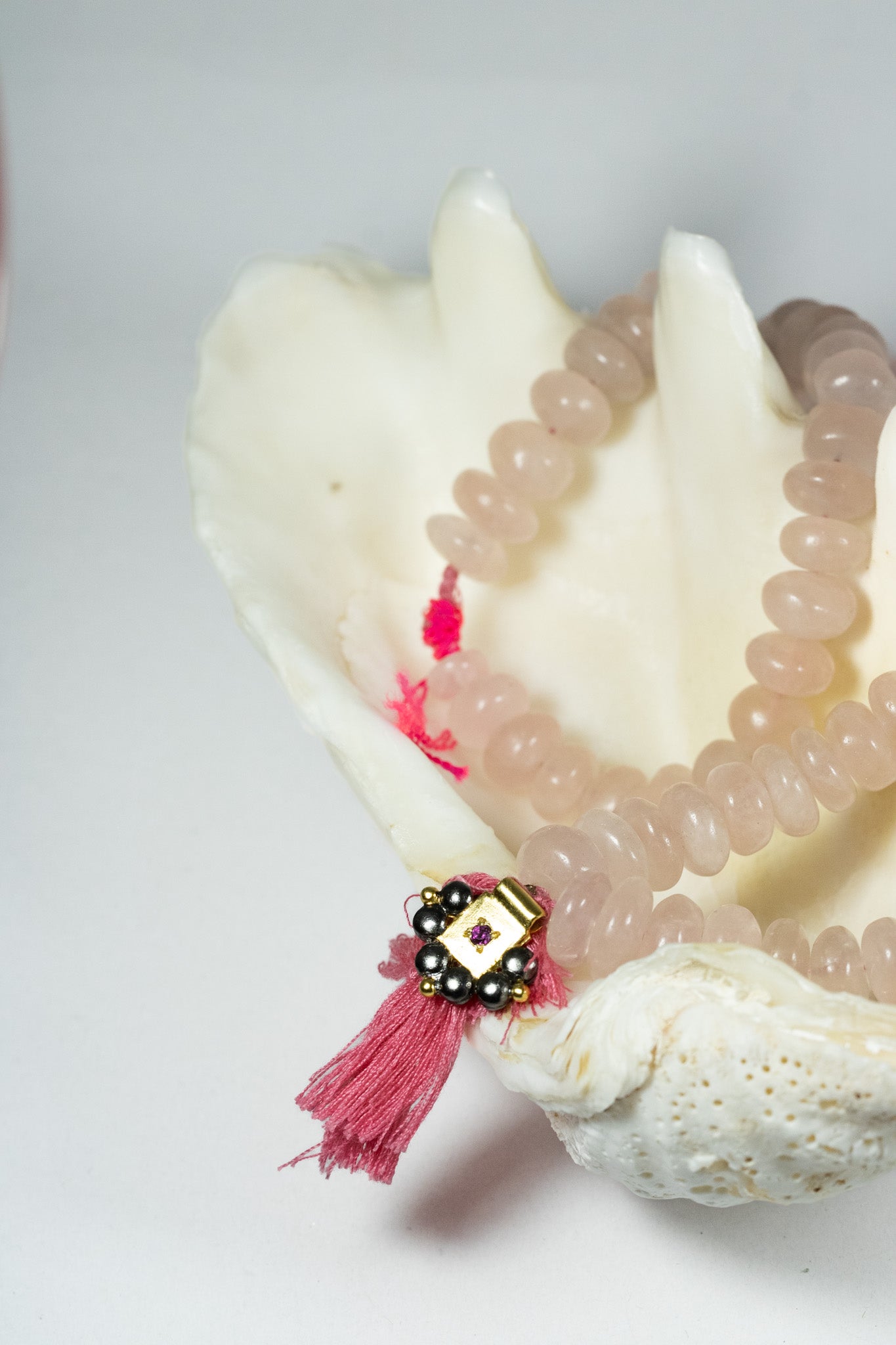 NECKLACE PINK